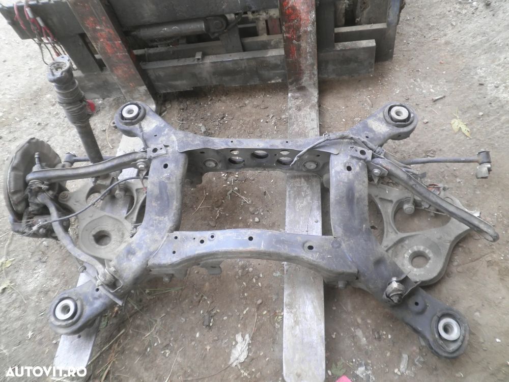 Punte spate Mercedes ML W166 - 1