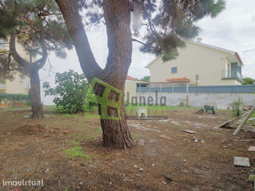 Lote de Terreno de 322.5m2, Quinta do Conde - Grande imagem: 4/12