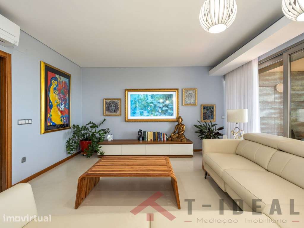 Moradia T4 - Primeira linha de Mar - Grande imagem: 5/40