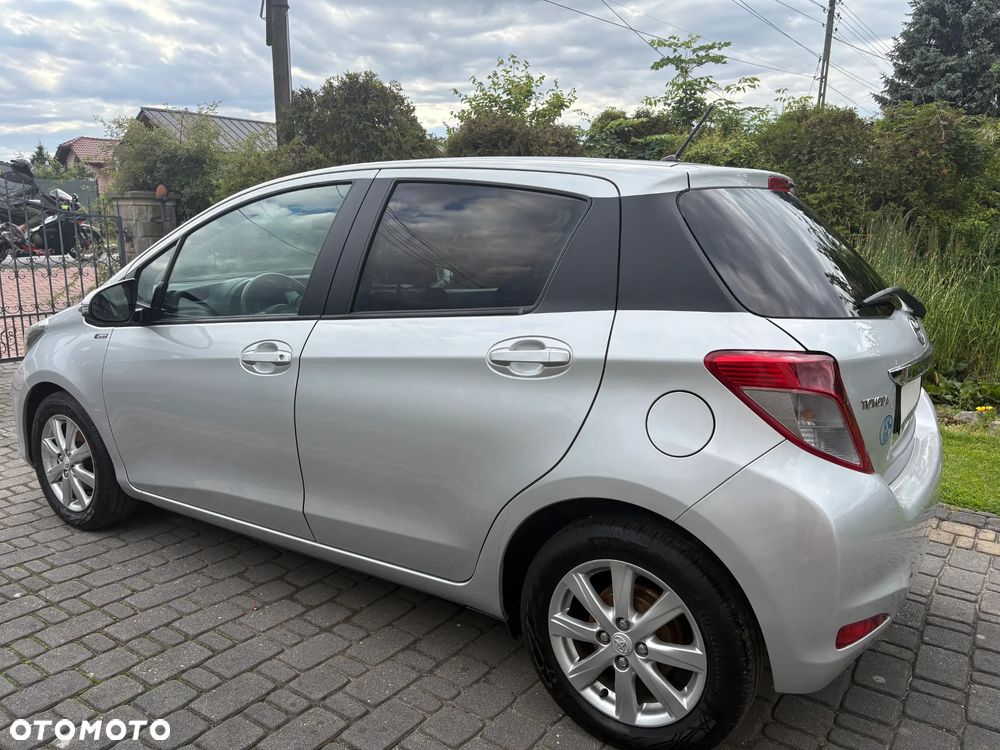 Toyota Yaris - 6