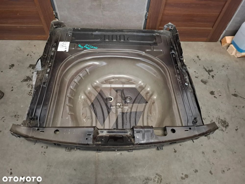 Wanna koła zapasowego Skoda Octavia III Rok 2017 - 1