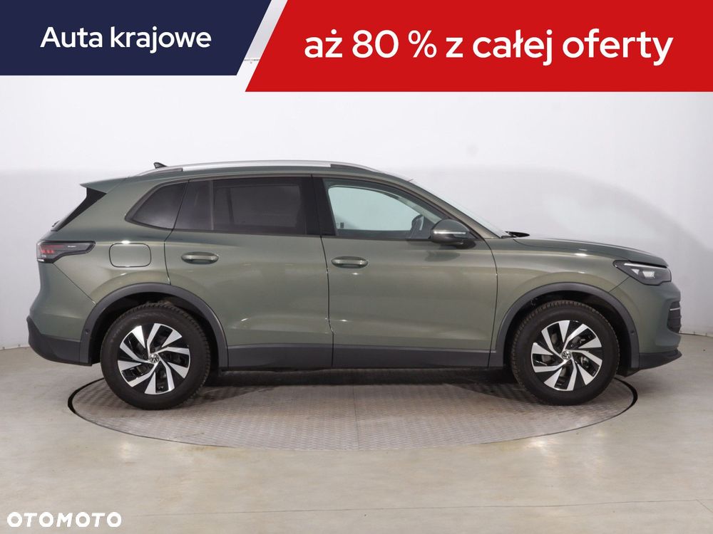 Volkswagen Tiguan - 8