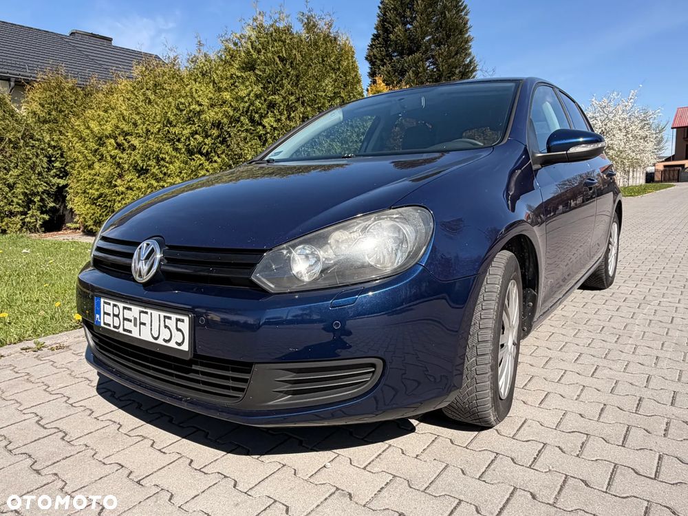 Volkswagen Golf - 1