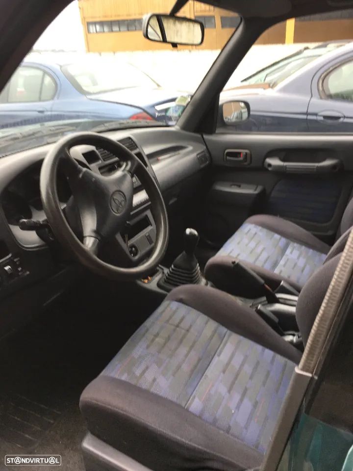 Toyota Rav 4 2.0cc 5P 1996 - Para Peças - 2