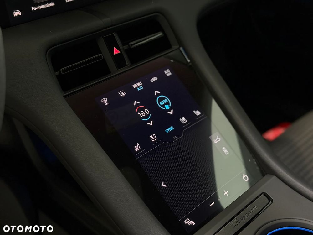 Porsche Taycan 105kWh 4 - 27