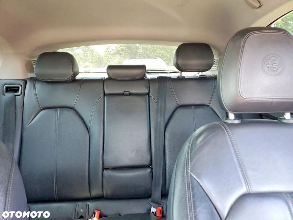 Alfa Romeo Stelvio 2.0 Turbo 16V AT8-Q4 Ti - 9