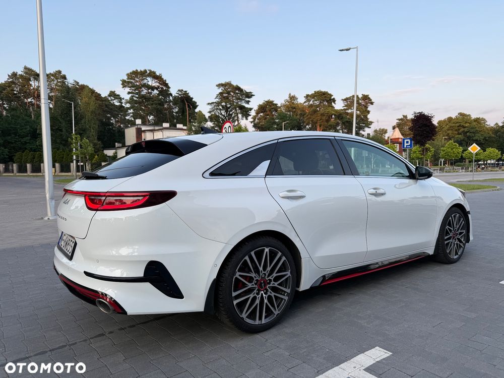 Kia ProCeed 1.6 T-GDI GT DCT - 4