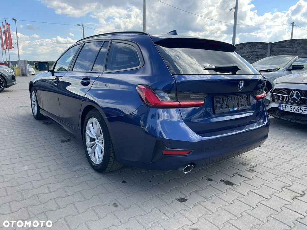 BMW Seria 3 318d - 2