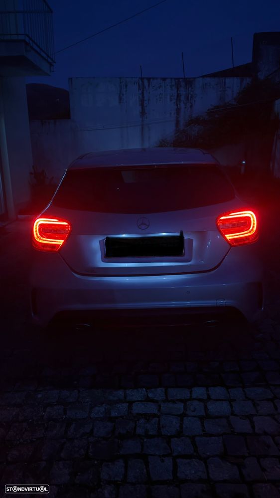 Mercedes-Benz A 180 AMG Line - 8