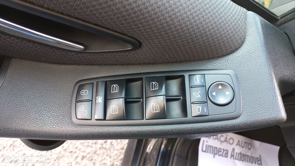 Mercedes-Benz B 180 CDI Autotronic Special Edition - 17