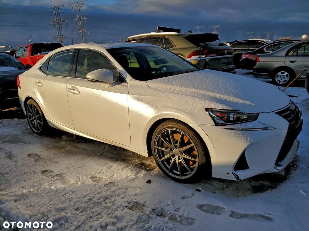 Lexus IS 200t / 300 Prestige - 20