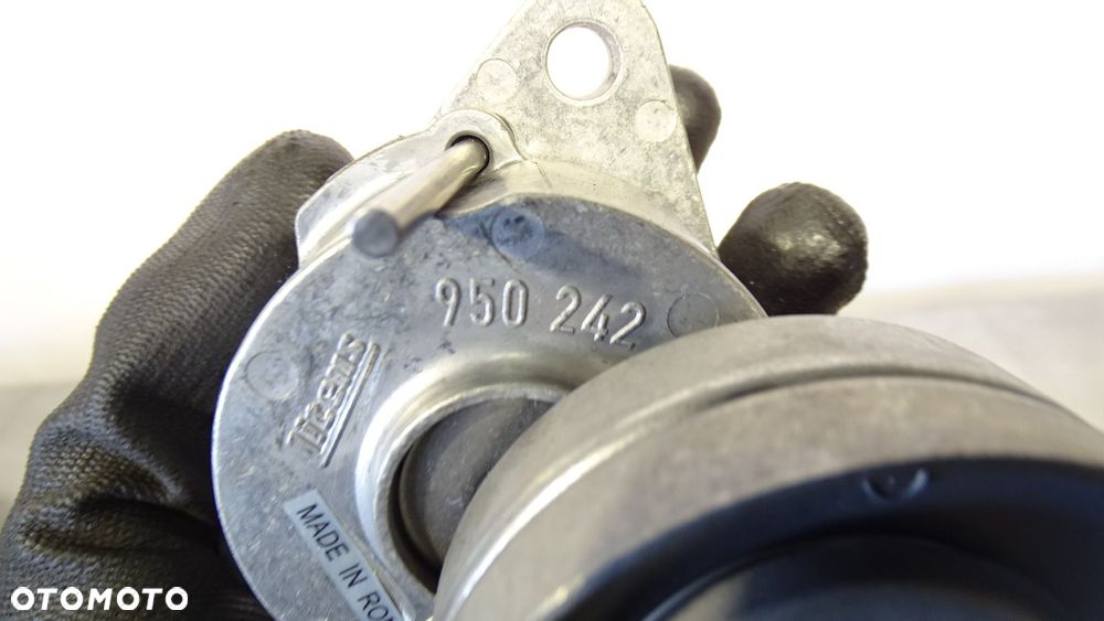 NAPINACZ PASKA OPEL CORSA C 1.0 - 5