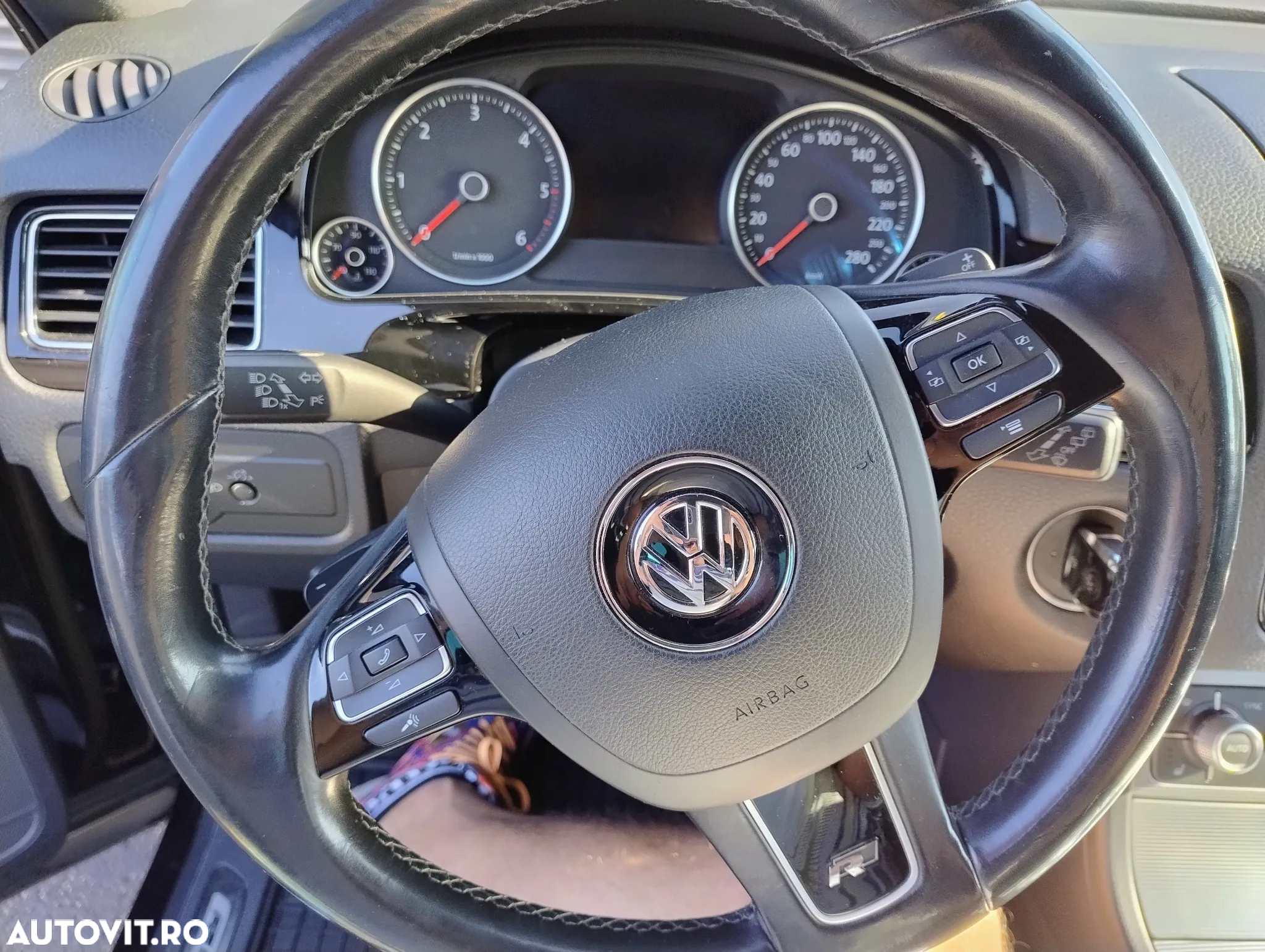 Volkswagen Touareg V6 TDI BMT Supreme Plus - 5