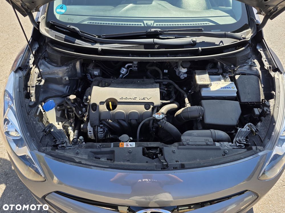 Hyundai i30 - 18