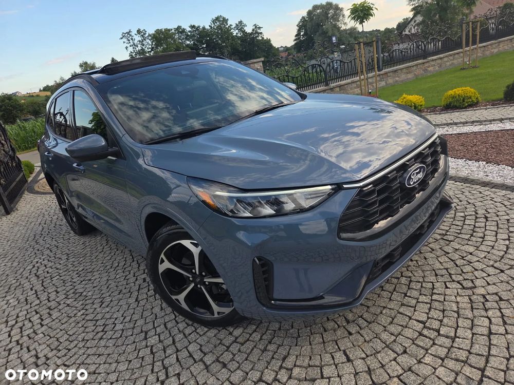Ford Kuga 2.0 EcoBoost 4x4 Titanium - 33