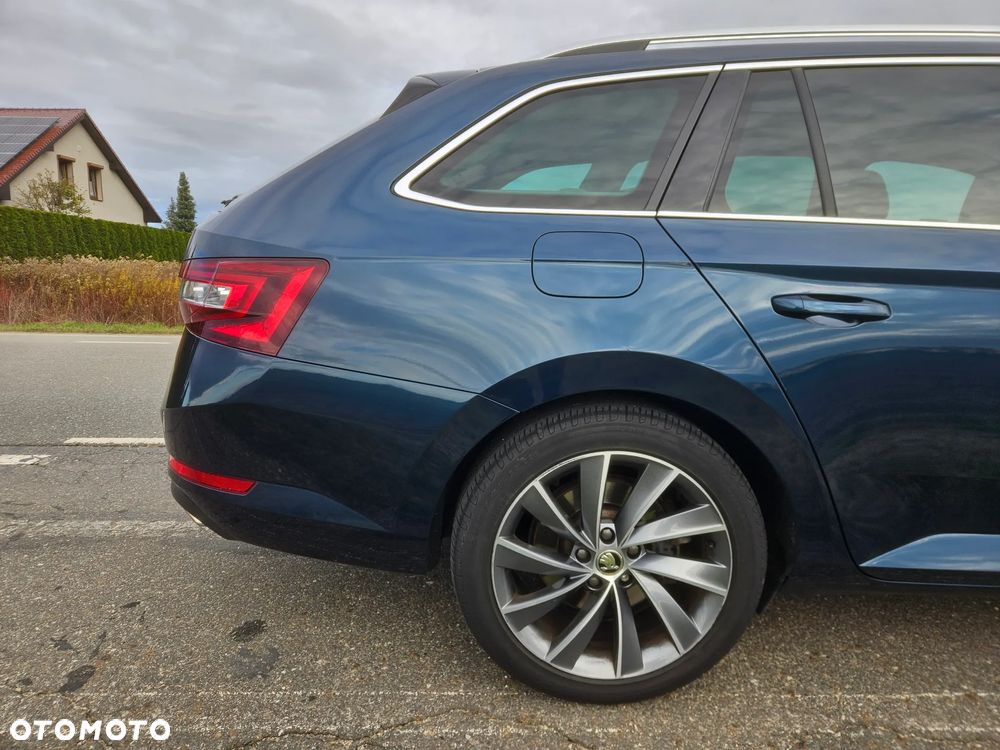 Skoda Superb 2.0 TSI 4x4 L&K DSG - 5