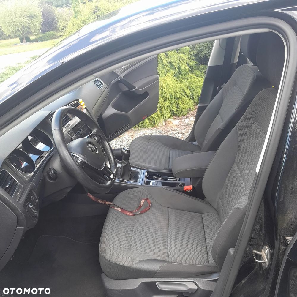 Volkswagen Golf 1.6 TDI BlueMotion Technology Comfortline - 14