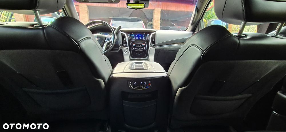 Cadillac Escalade 6.2 V8 AWD AT Platinum - 10