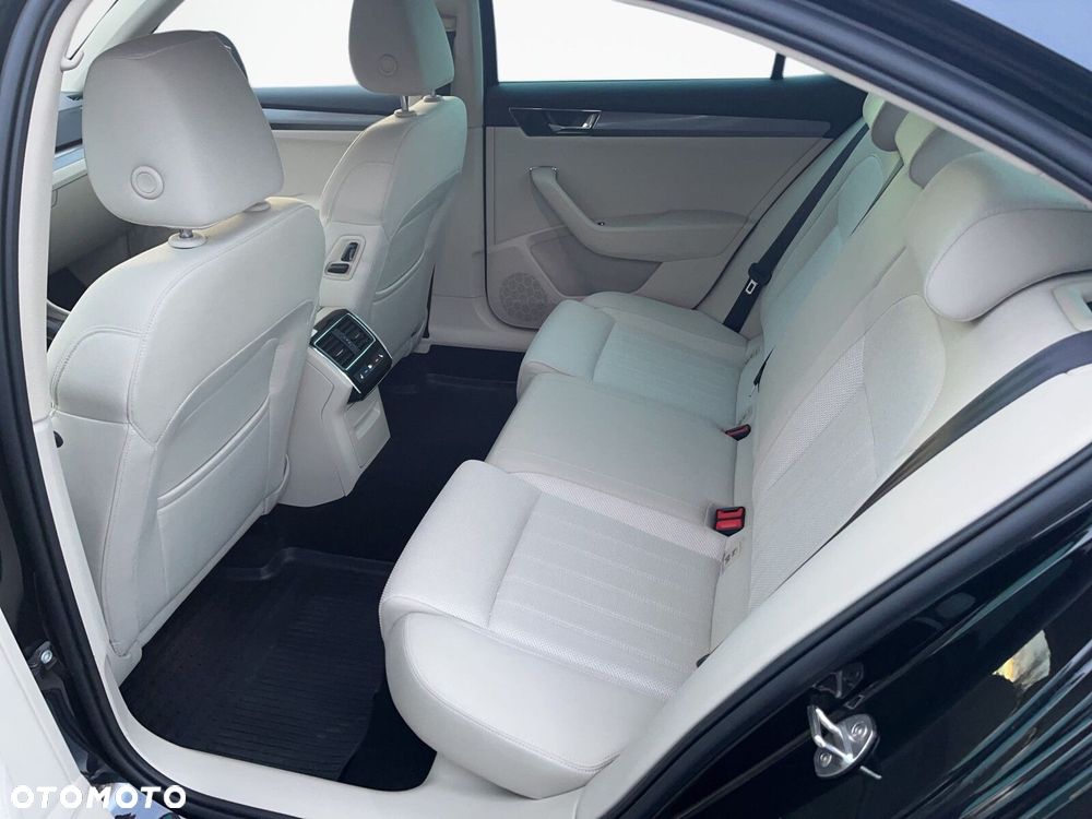 Skoda Superb 2.0 TSI Style DSG - 11