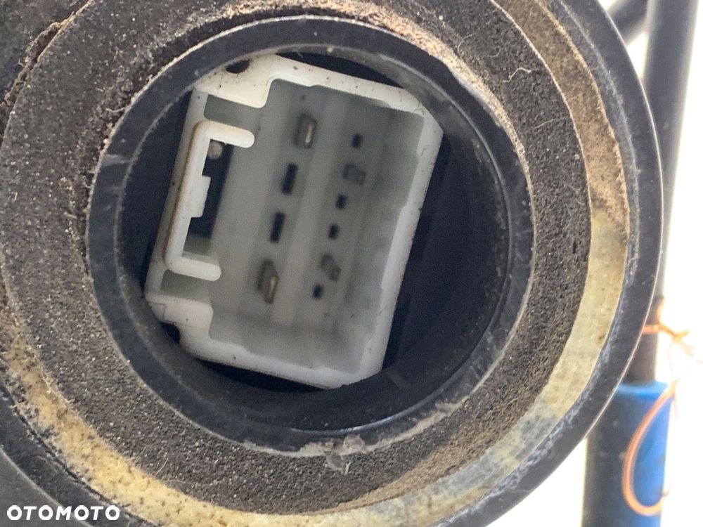 ZAMEK DRZWI LEWY TYŁ  TOYOTA LAND CRUISER PRADO (_J12_) 2002 - 2010 3.0 D-4D (KDJ120, KDJ125, - 4