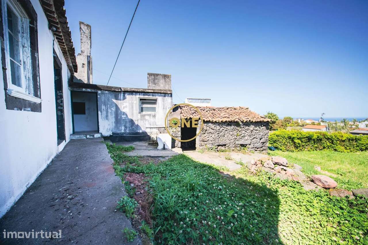 Moradia com  Potencial de Valorização | Lomba da Fazenda – Nordeste - Grande imagem: 2/23