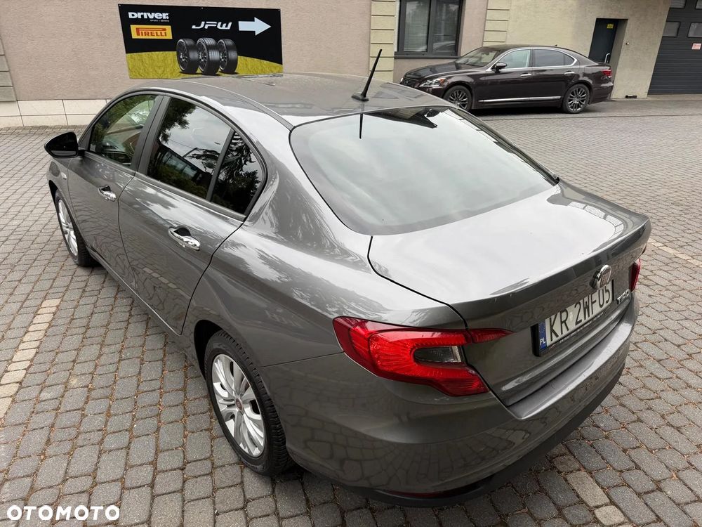 Fiat Tipo 1.4 16v Lounge EU6d - 11