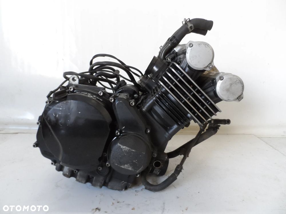 YAMAHA FZS 600 silnik - 2