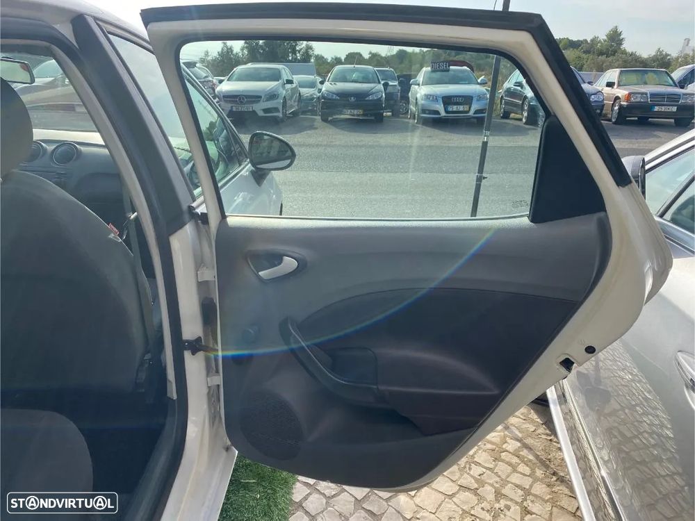 SEAT Ibiza 1.2 TDI CR Ecomotive Style - 14
