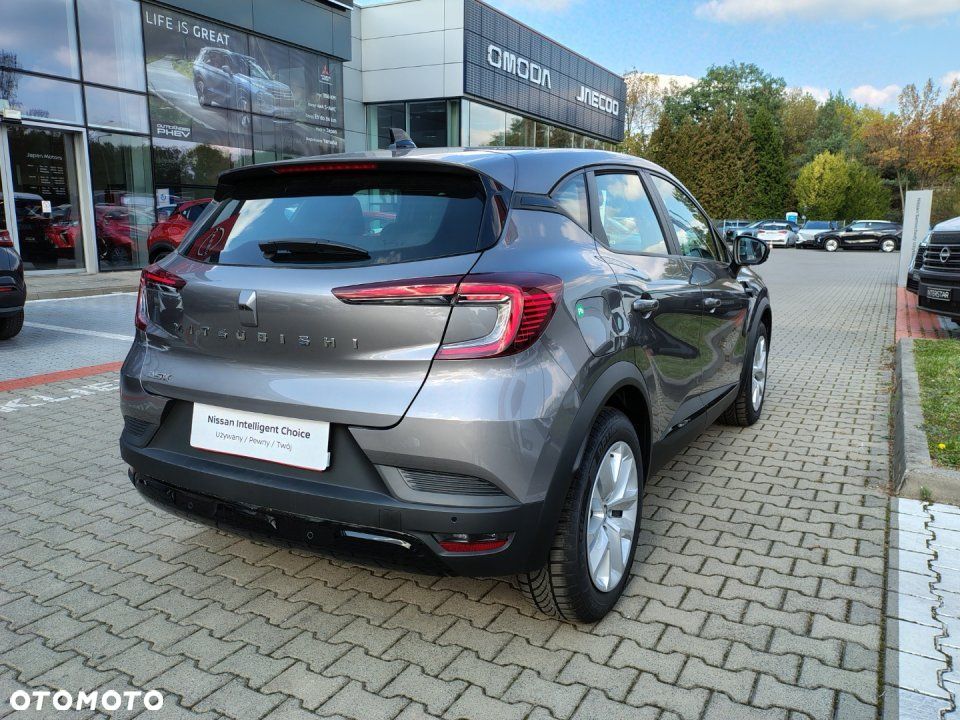 Mitsubishi ASX - 4