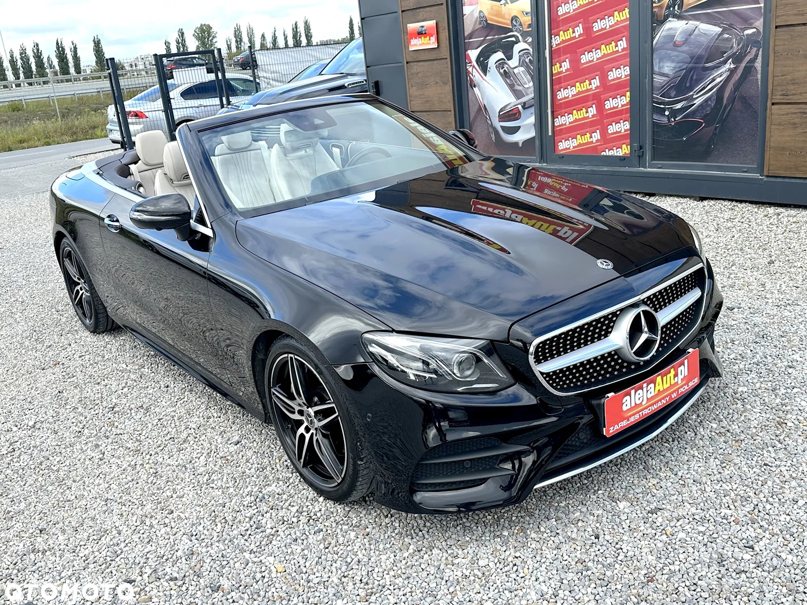 Mercedes-Benz Klasa E 300 Kabriolet 9G-TRONIC - 2