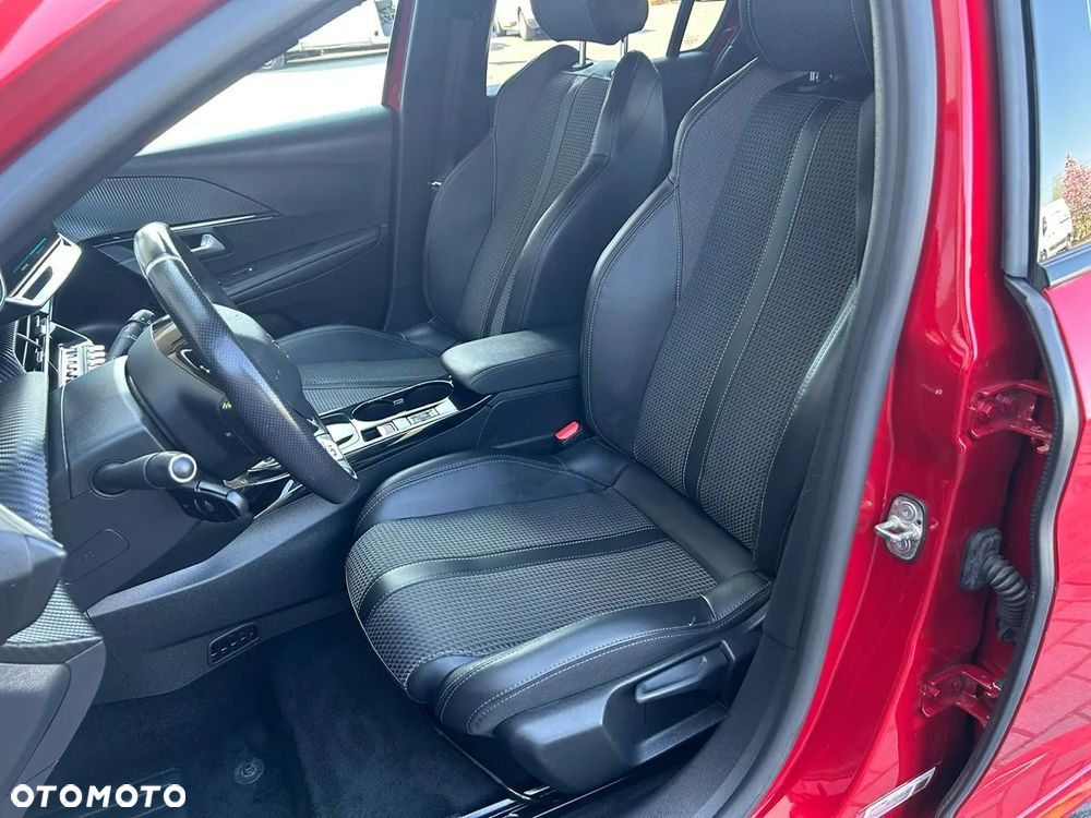 Peugeot 208 e-208 GT Line - 14
