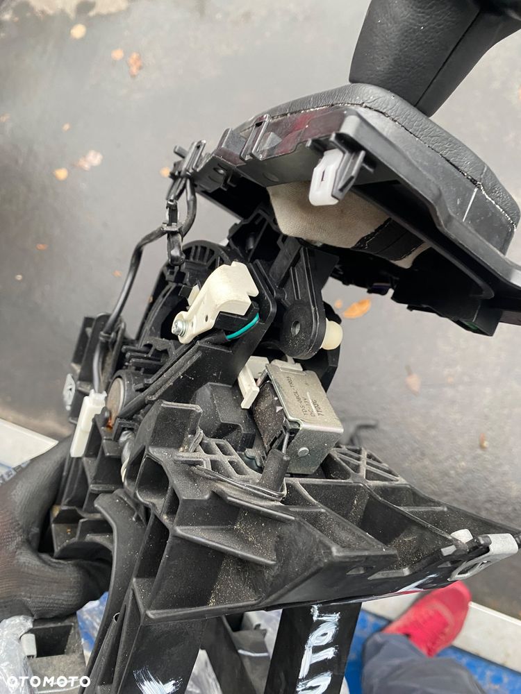 Ford S-max MK2  2 II LIFT galaxy MK4 18r 2.0 tdci  IGŁA!!! po 21 tyś km AUTOMAT WYBIERAK SKRZYNI BIEGÓW MIESZEK SKÓRZANY GAŁKA SKÓRZANA SKÓRA   mk 2 mk 3 mk 4 galaxy S max Smax S-maks lift II 2  galaxy - 30