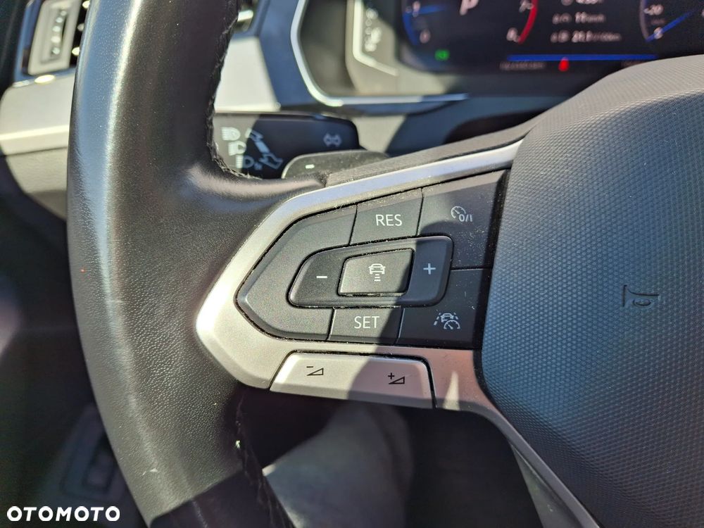 Volkswagen Passat 1.5 TSI ACT mHEV Trend DSG - 21