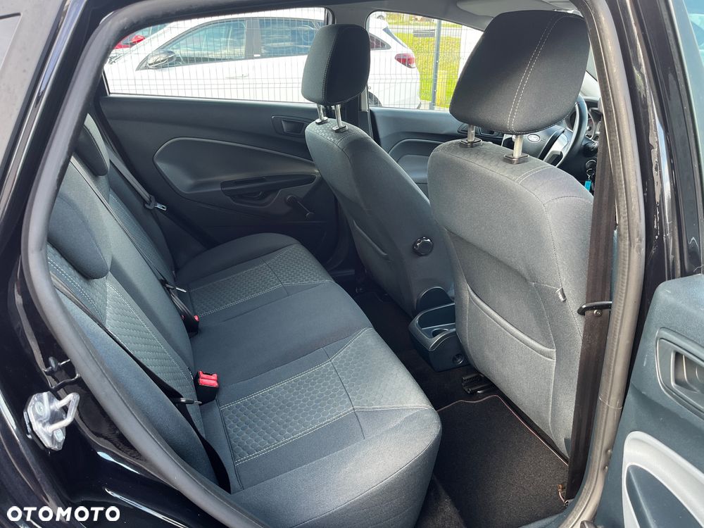 Ford Fiesta 1.4 Titanium - 22
