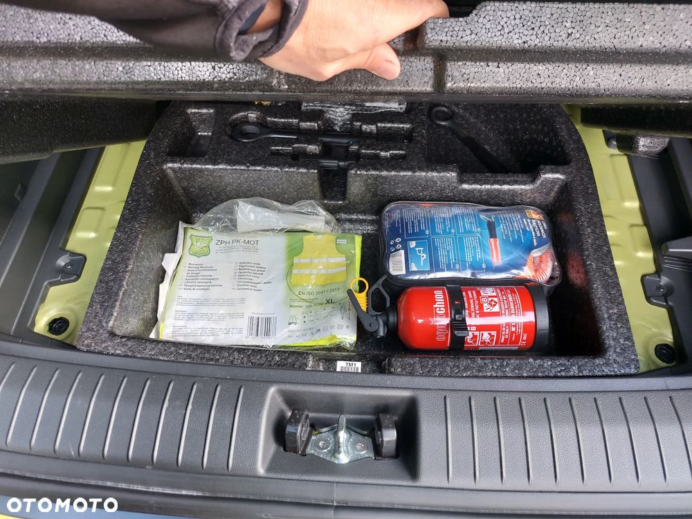 Hyundai Kona - 25