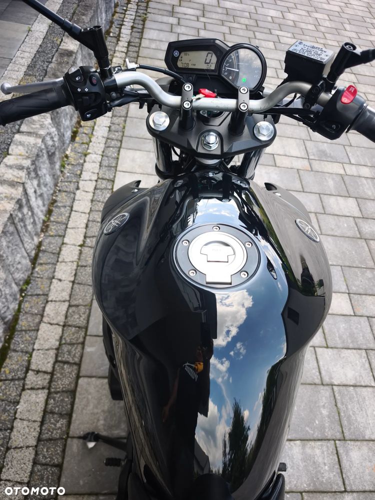 Yamaha XJ - 17