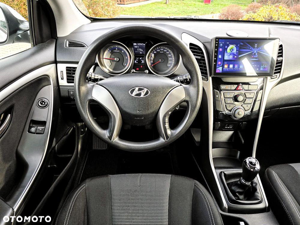 Hyundai i30 i30cw 1.4 CRDi Advantage - 19