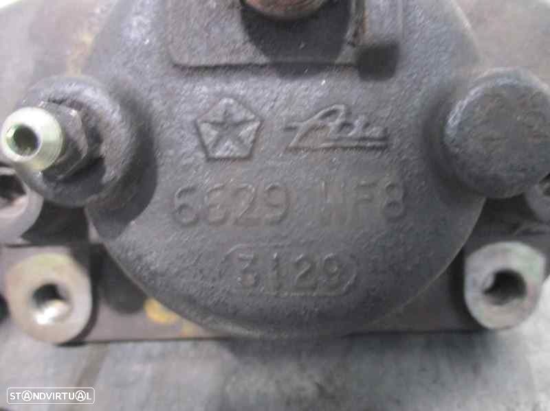 PINÇA TRAVÃO FRONTAL ESQUERDA CHRYSLER VOYAGER IV 2003 -6629WF8 - 1