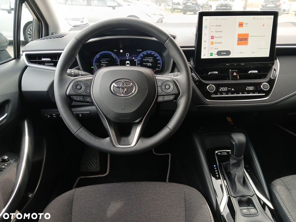 Toyota Corolla - 13
