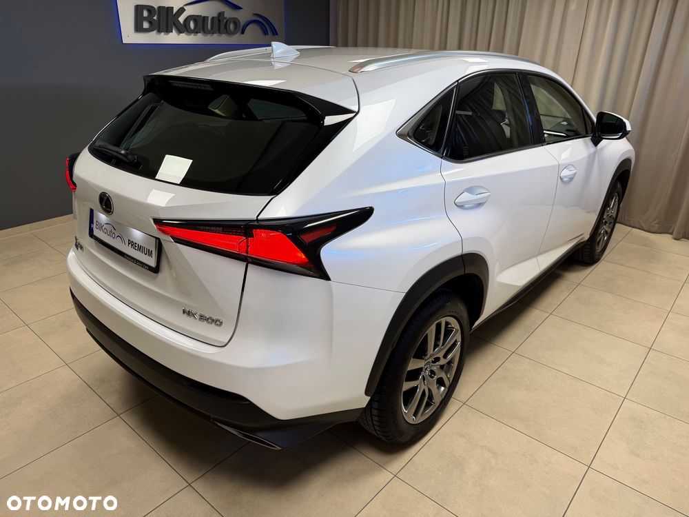 Lexus NX - 3