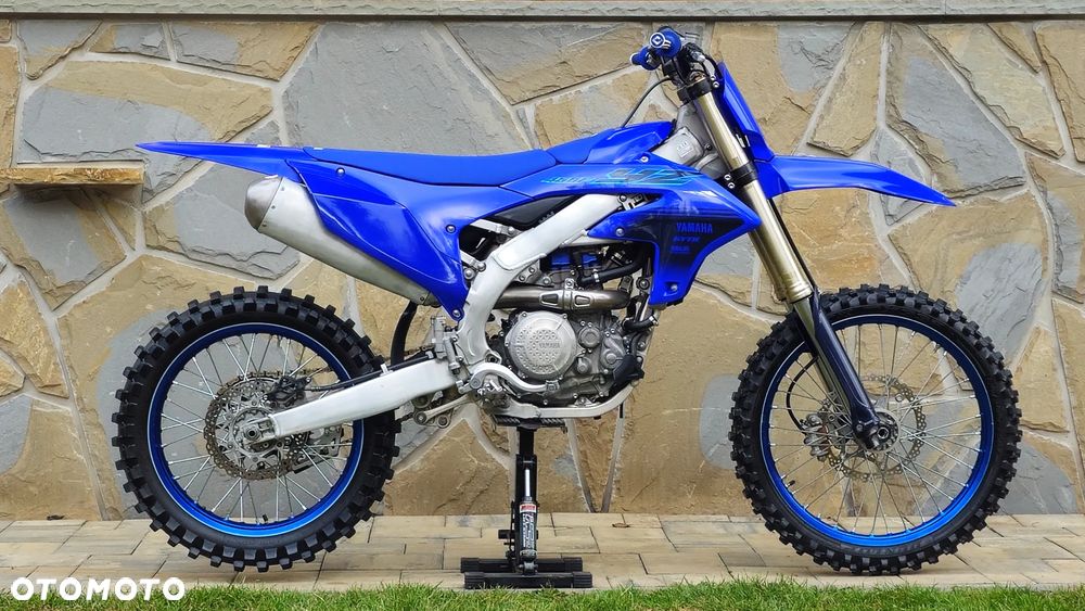 Yamaha YZ - 20