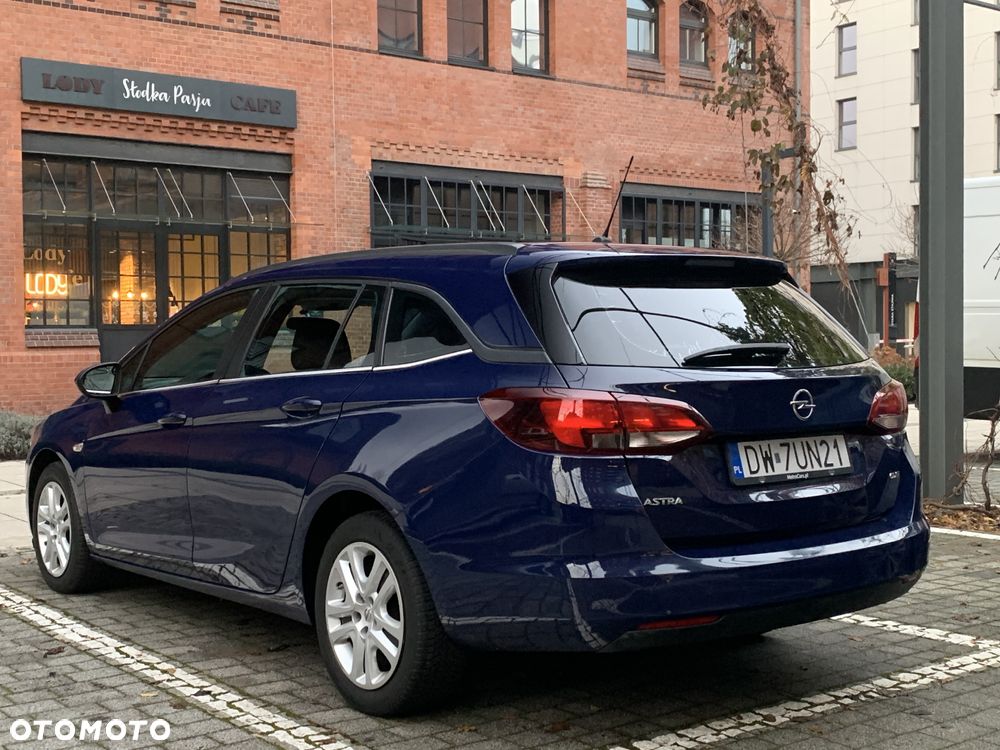 Opel Astra 1.6 CDTI Enjoy - 8