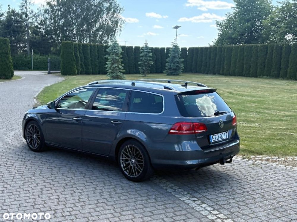Volkswagen Passat - 5