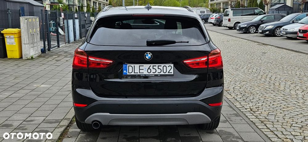 BMW X1 sDrive18i Advantage - 32