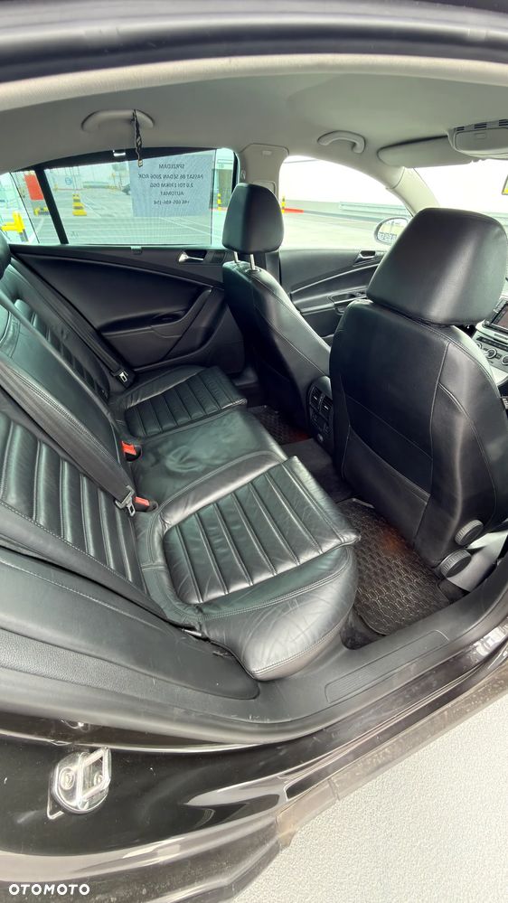 Volkswagen Passat 2.0 TDI DPF DSG Individual - 15