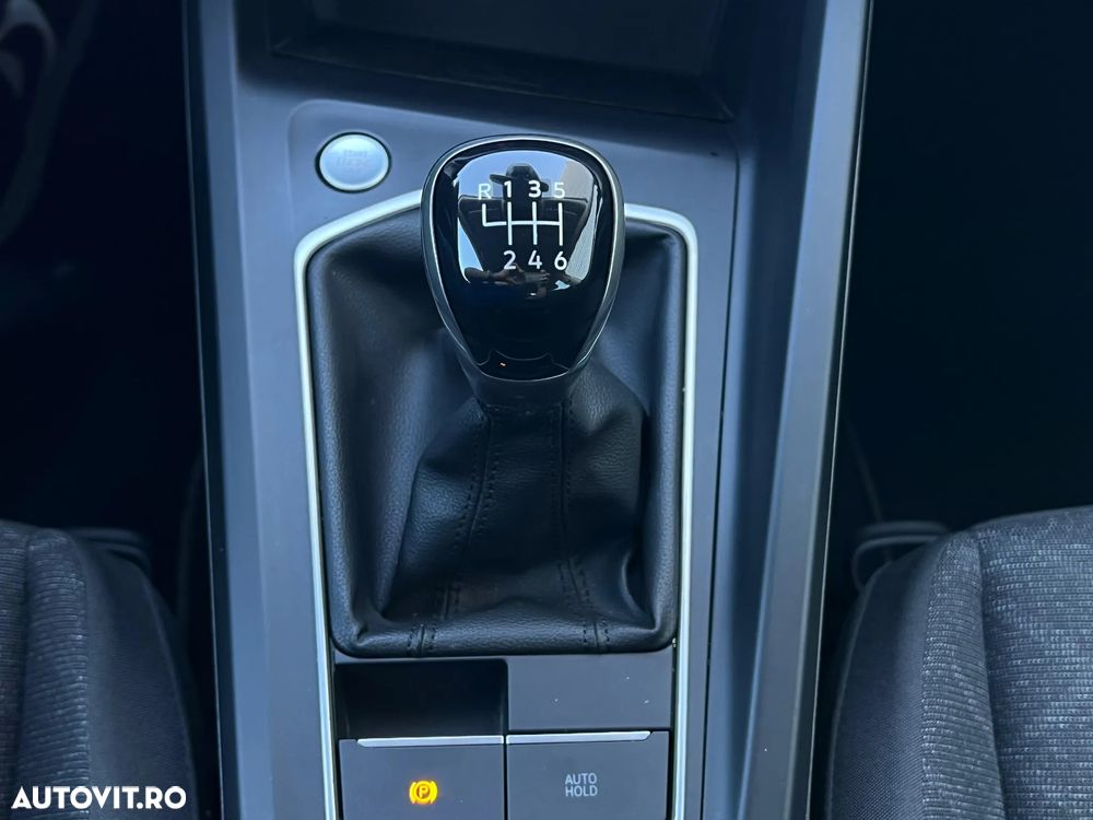 Volkswagen Golf Variant 2.0 TDI 116CP Life - 22