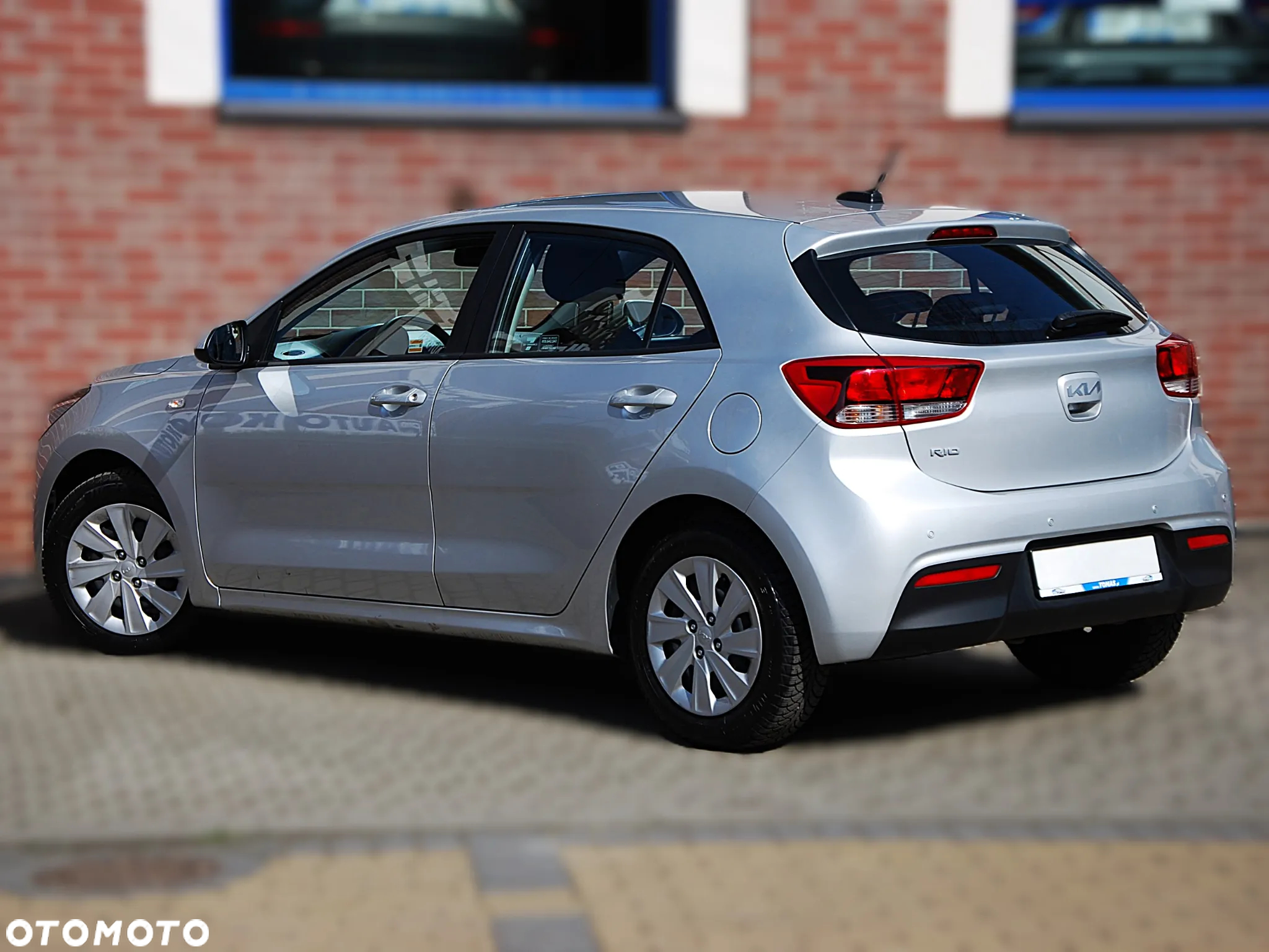 Kia Rio - 14