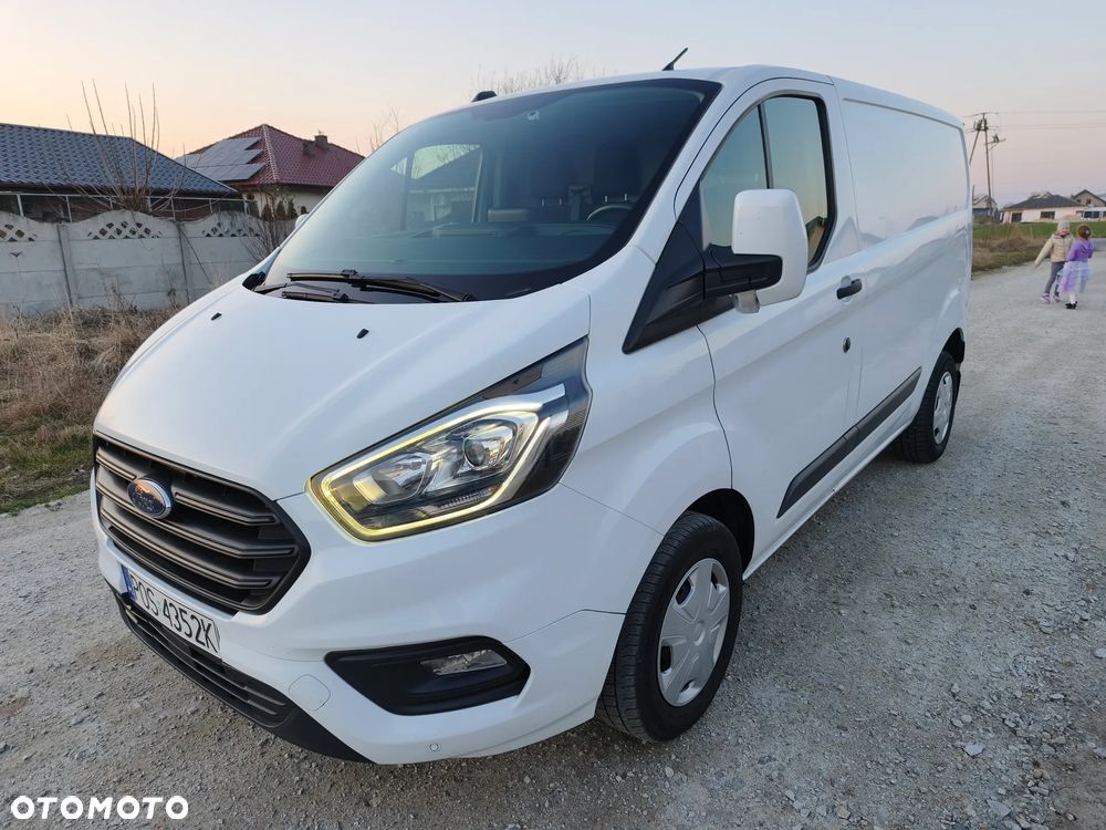 Ford Custom - 3