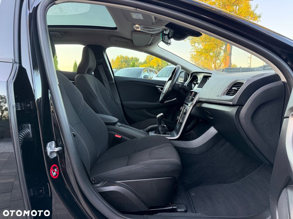 Volvo V40 Cross Country D2 Kinetic - 27