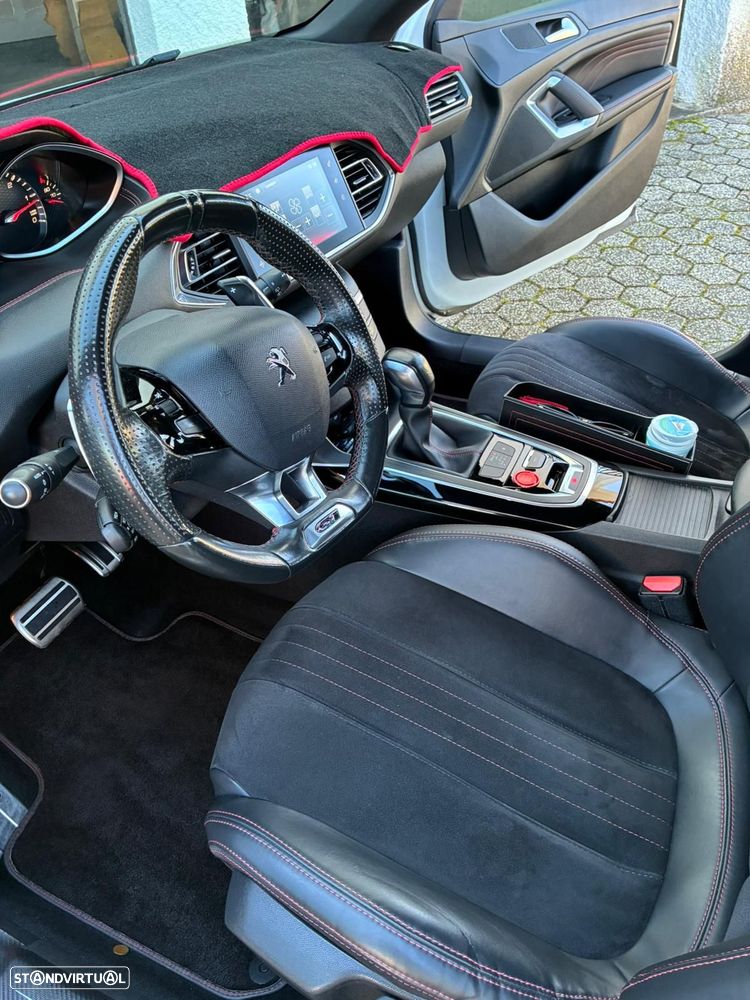 Peugeot 308 - 6